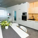 Trafick Hotel apartamentowy 4*