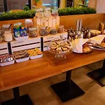 Trafick Hotel apartamentowy 4*