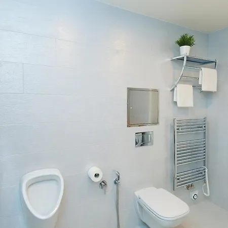 Trafick Aparthotel 4*