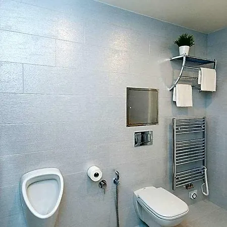Trafick Aparthotel 4*