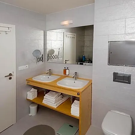 Trafick Aparthotel 4*